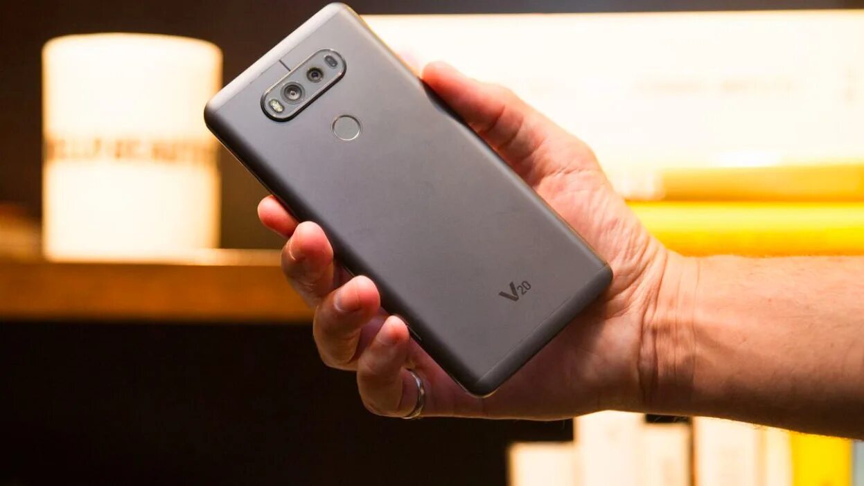 Lg v20. LG v20 Дата выхода. LG v20 купить.