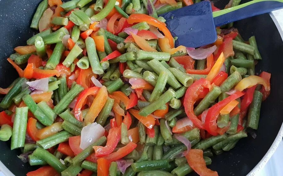 Как вкусно приготовить зеленую фасоль. Зеленая фасоль в духовке.