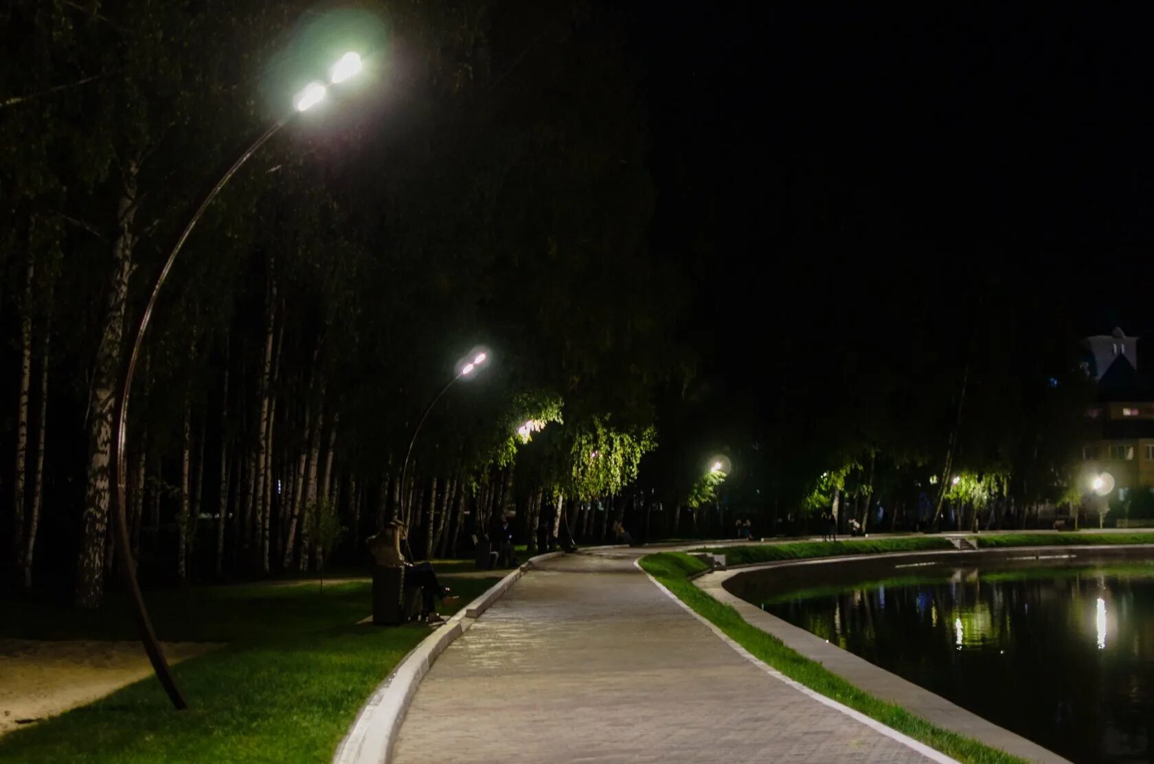 парк авангард зеленодольск. зеленодольск зимой. зеленодольск ночью. ночной зеленодольск. нижнекамск ночью.