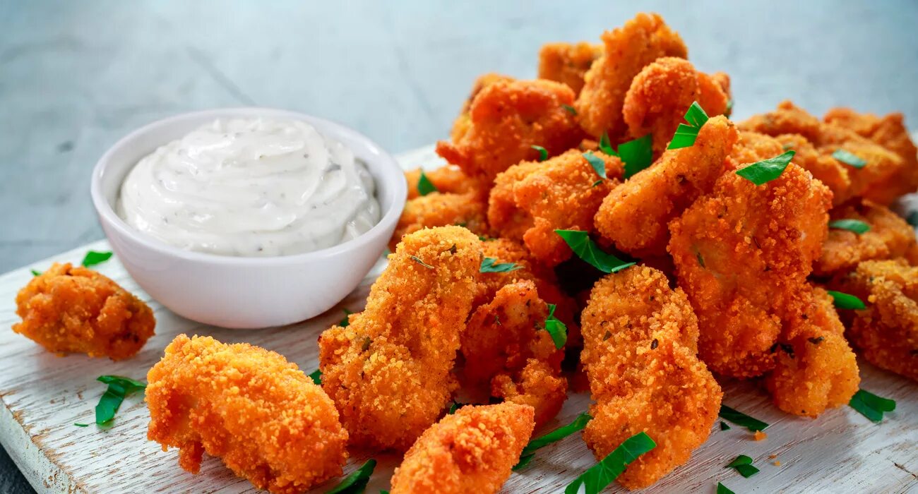 поющие наггетсы в техасе. 1 наггетс. 9 наггетсов макдональдс. чикен наггетс. оменга наггетс.