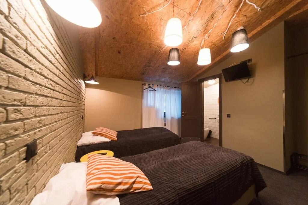 Китайский лётчик джао ярославль. Китайский лётчик джао да ярославль. Отель китайский летчик джао да. Китайский лётчик джао да ярославль гостиница. Китайский лётчиклётчик джа да.