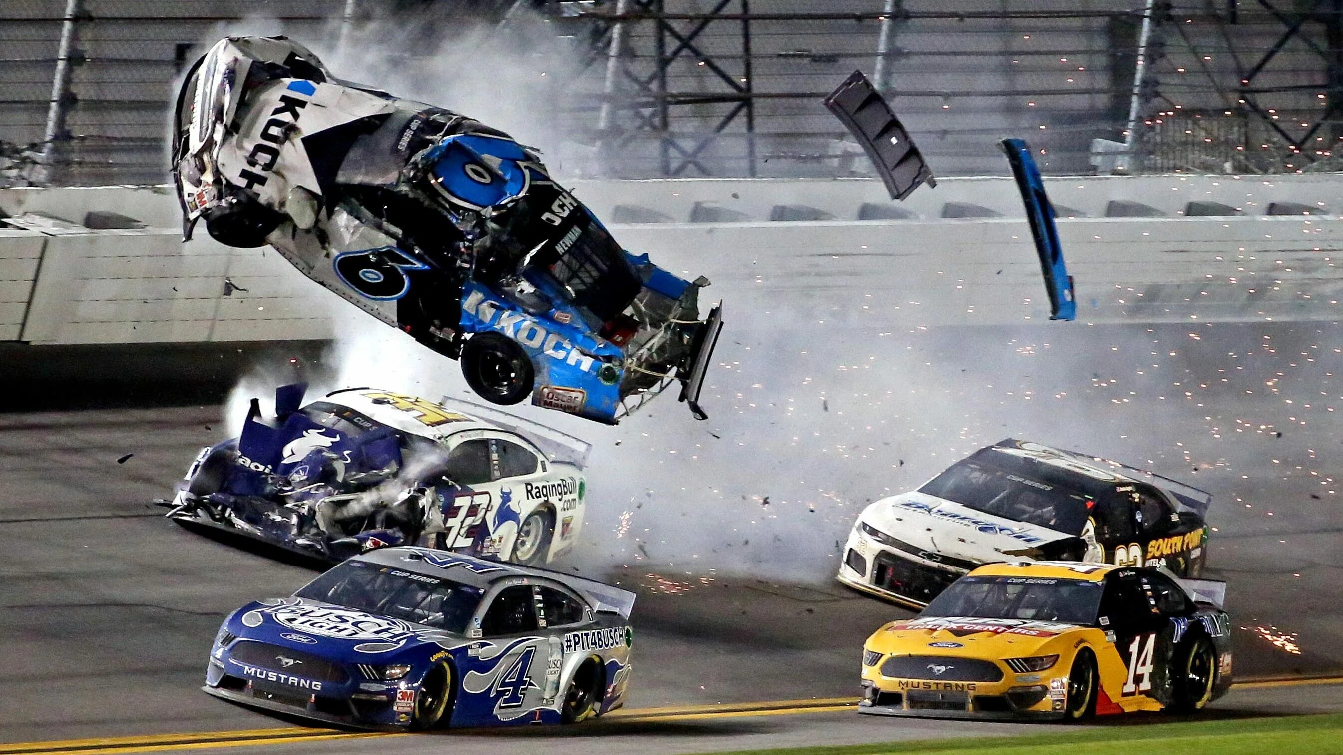 NASCAR Daytona 500. NASCAR Daytona 500 2020. Наскар и Индикар. NASCAR 2020 Daytona. Crash state