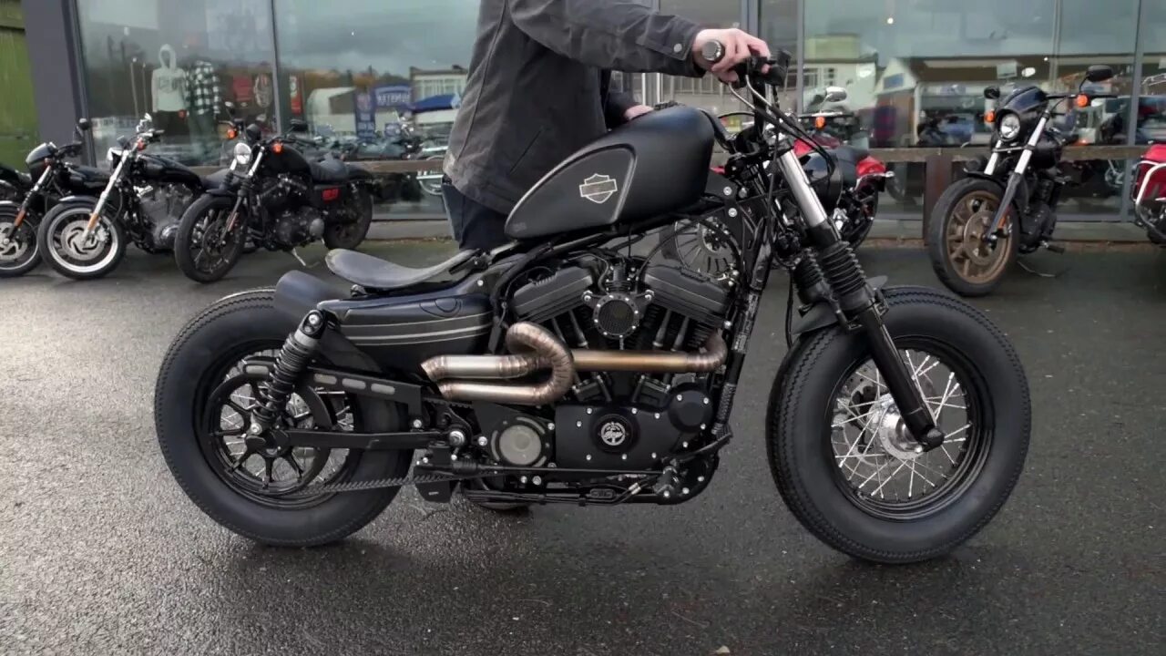 Sportster 883 custom. Harley davidson sportster кастом. Harley sportster custom. Harley sportster custom. Харлей дэвидсон спортстер 883r.