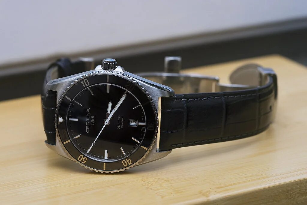 Ds first. Certina ds first ceramic. certina ds first titaniumceramic. certina ds first c014235a. certina ds (ceramic submariner).