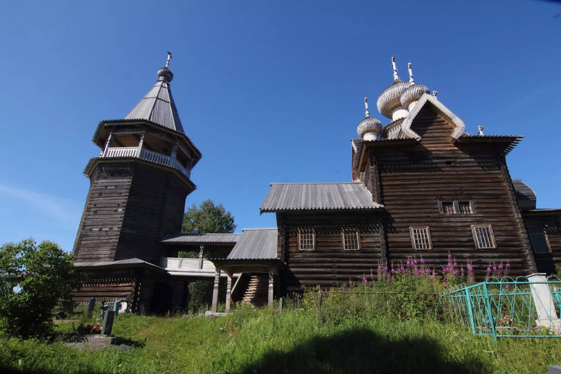Щелейки онежское озеро. Щелейки дмитриевская церковь. Щелейки церковь дмитрия солунского. Щелейки церковь дмитрия солунского. Церковь дмитрия мироточивого щелейки.
