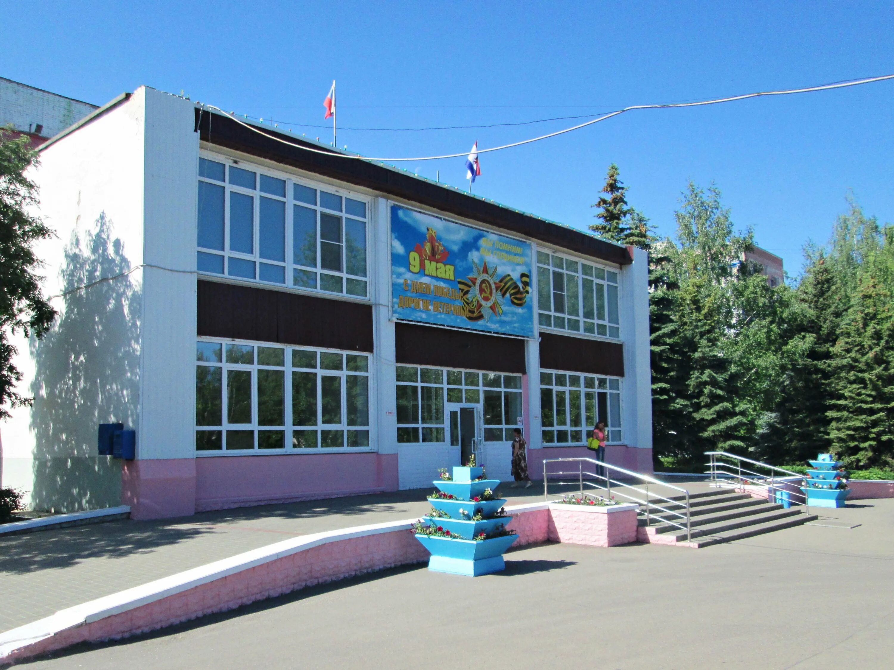 светотехстрой саранск 2000 год. саранск район светотехстрой. рынок светотехстрой саранск. работа саранск светотехстрой. город саранск светотехстрой рынок ринг.