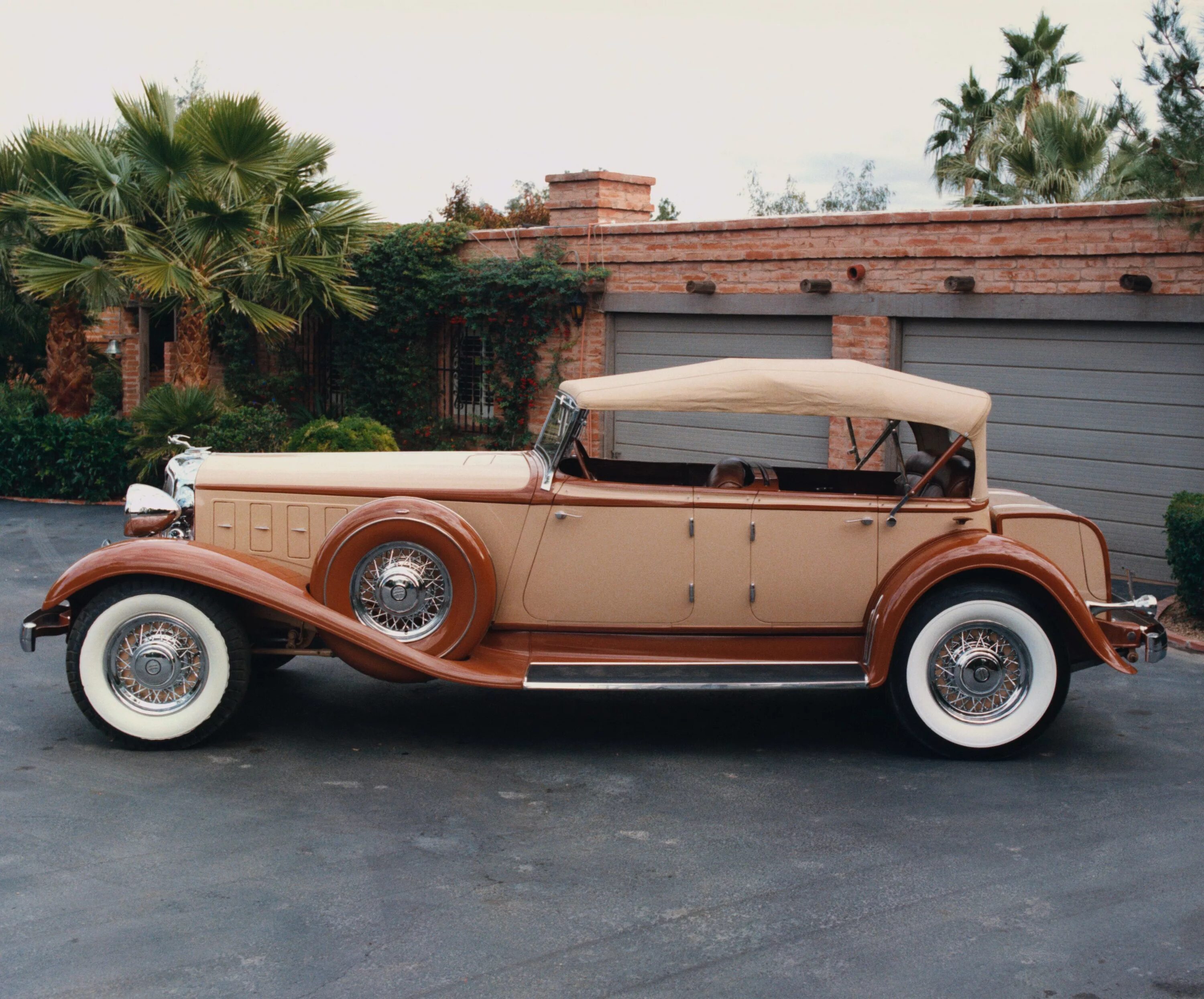 Best old cars. Chrysler Imperial 1930. Крайслер родстер 1931. 1930 Chrysler 77. Форд Хадсон.