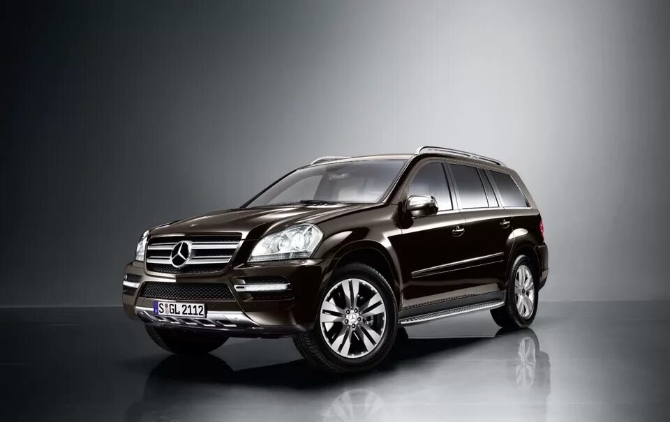 Купить б/у Mercedes-Benz GL-Класс I (X164) Рестайлинг 350 3.0d AT (224 л.с.) 4WD