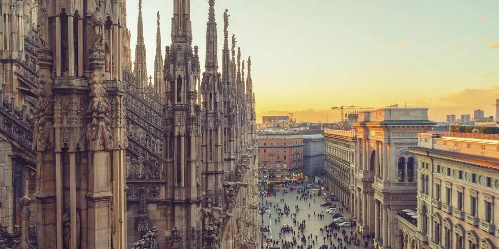 Milano top. Площадь миланского собора. : площадь пьяцца-дуомо. Milano top. Milano top.