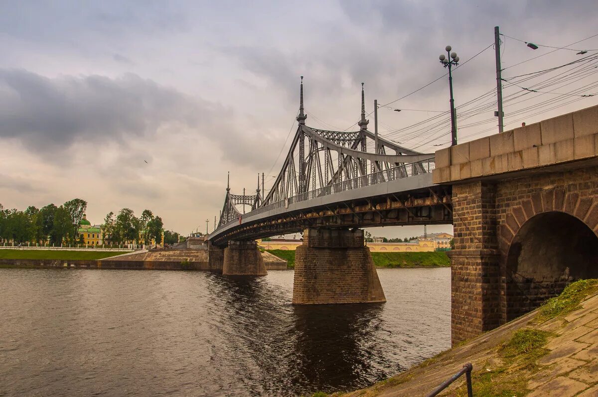 Старый мост тверь. Староволжский мост. Староволжский мост старый мост Тверь. Стаповолжский МОСТТВЕРЬ. Волжский мост Тверь.