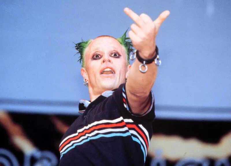Под флинт. Prodigy кейт флинт. the prodigy keith flint. prodigy солист. кейт флинт 90.