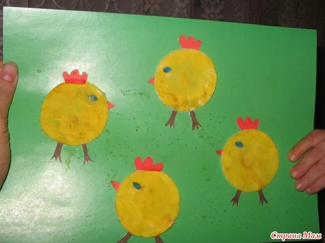 Рисование цыпленка в младшей группе. Рисование цыпленок во второй младшей группе. Рисование ватными дисками. Рисование цыплят в первой младшей группе. Аппликация цыпленок во второй младшей группе