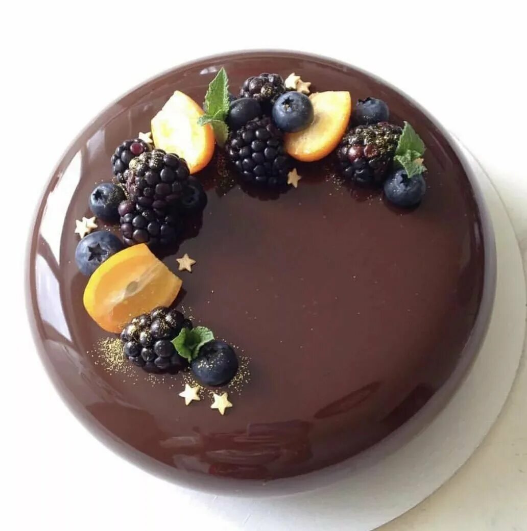 Торт мусс манго маракуйя. Муссовые пирожные фрукты. Муссовый торт украшение. Облепиховое пирожное муссовое екатеринбург. Мандариновый муссовый торт.