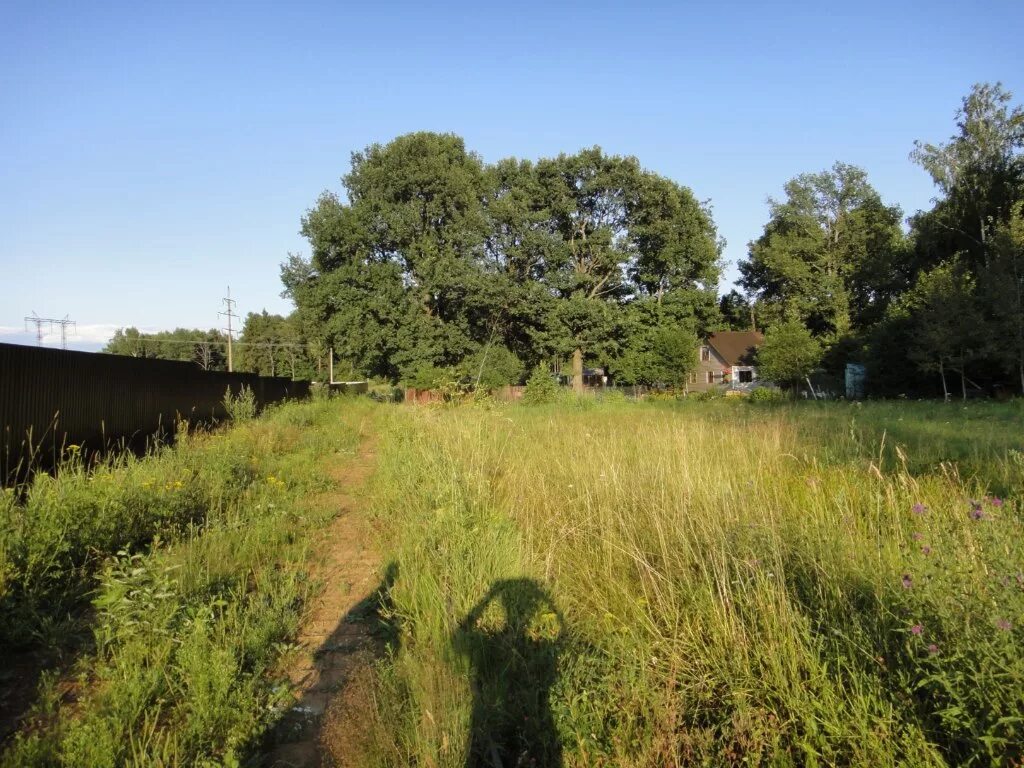 Земельный участок без построек. Коттеджный поселок ребровка омск. Коттеджный поселок ильинский московская область. Коттеджный поселок гринландия елабуга. Коттеджный поселок деревня можайский.