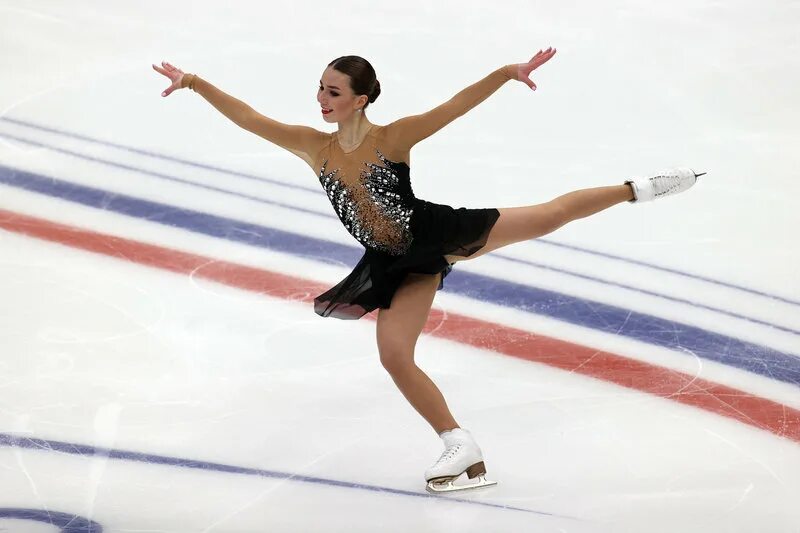 Катание финал. Туктамышева медведева загитова косторная щербакова трусова валиева. Катание финал. Парное фигурное катание. Фигурное катание фото.