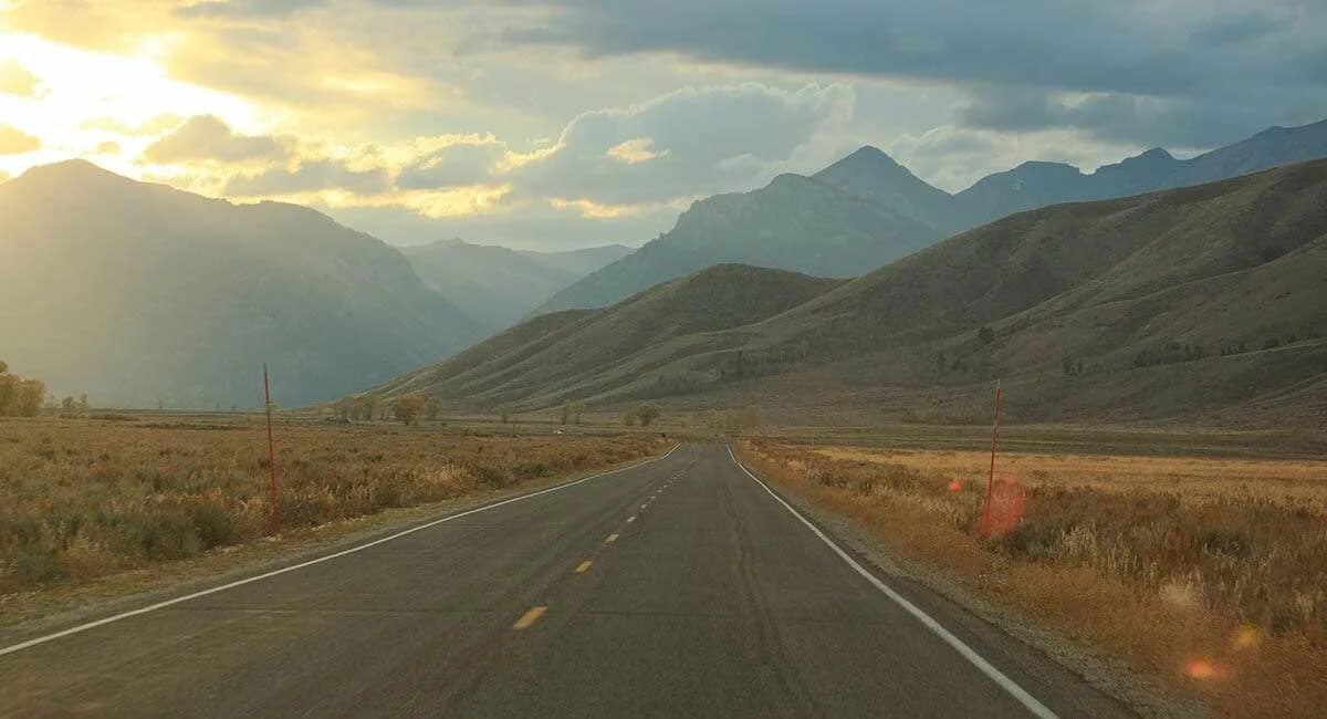 Оставайтесь безрассудными. Fool Road Сквда. Будь голодным будь безрассудным. Оставайтесь голодными оставайтесь безрассудными каталог всей земли. Full travel