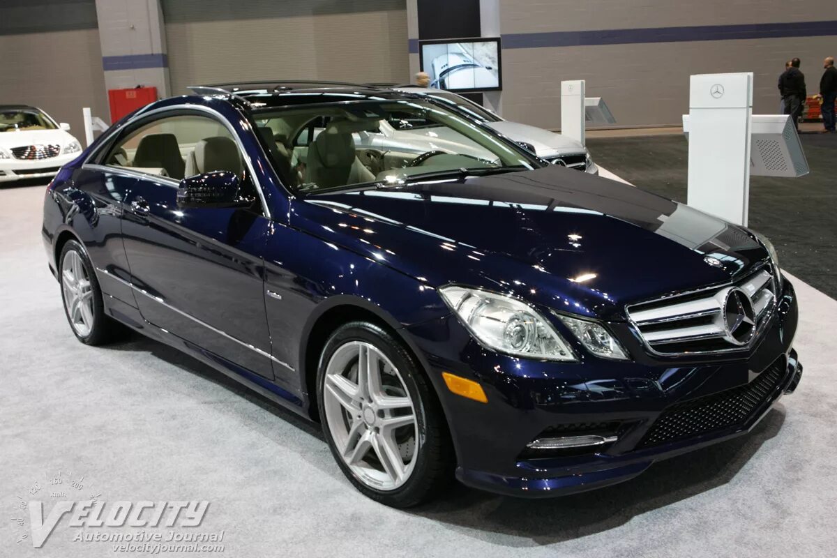 2012 э. Мерседес е купе 2012. mercedes benz e coupe 2012. mercedes e coupe 2012. мерседес купе 2012.