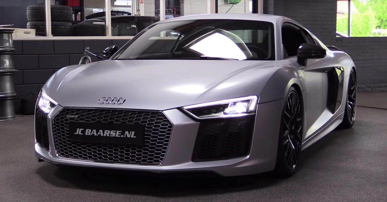 Ить 10. 2016 Audi r8 v10 Plus. Audi r8 v10 Plus серая. Audi r8 v10 Plus серая. Номер. Eorpa.. Ауди rate it 1-10.