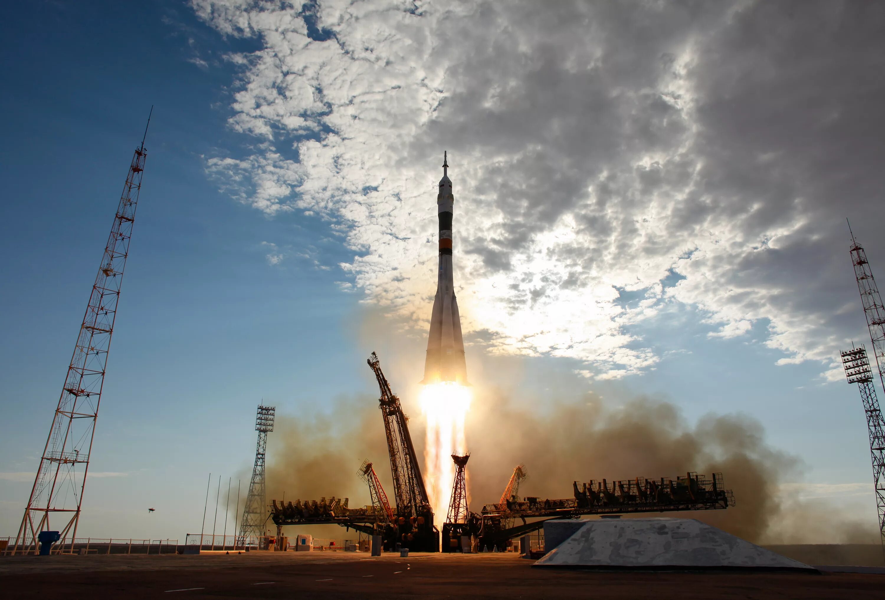 Космодром «Байконур» (Казахстан). Старт ракеты Союз с Байконура. Ракета на космодроме Байконур. Байконур Восток.