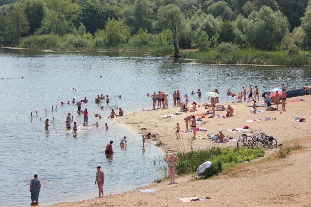 Боровое Воронеж речка. Воронеж река Усманка пляж Боровое. Пляж на реке Усманка Воронеж. Пляж Боровое Воронеж. Водохранилище где отдохнуть