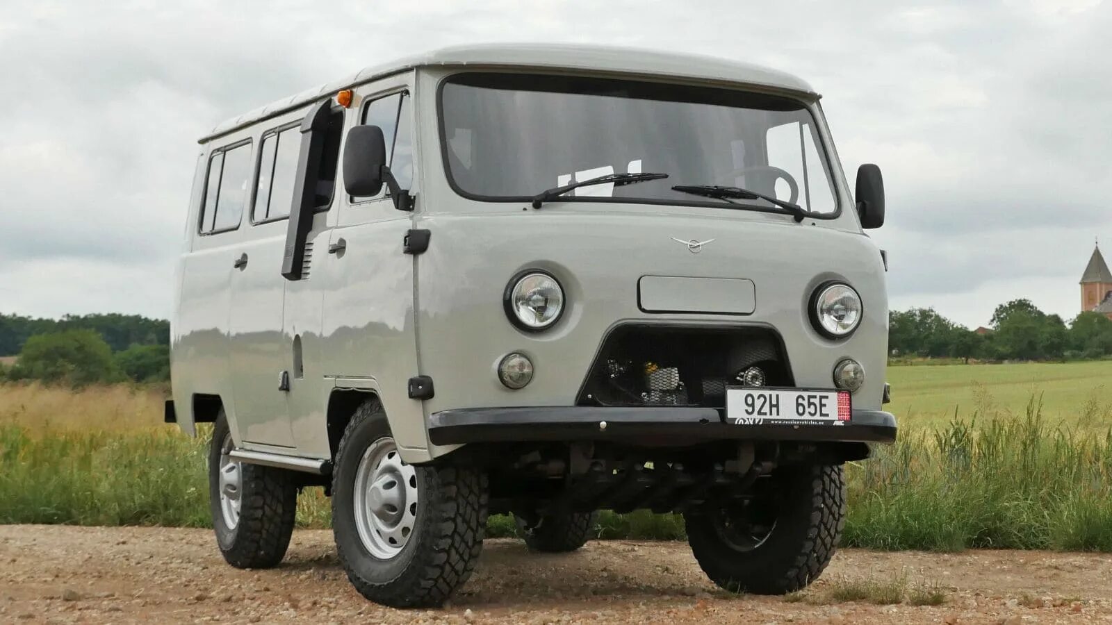 Про буханку. Уаз 452 таблетка. Уаз 452 хантер. Уаз 3909 комби. Уаз 452 экспедиционный.