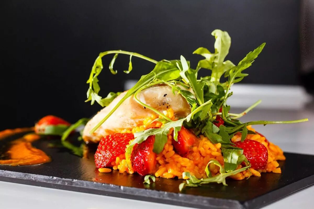 красивое блюдо в ресторане. красивые ресторанные блюда. подача блюд в ресторане. блюда как в ресторане фото. красивая подача блюд.