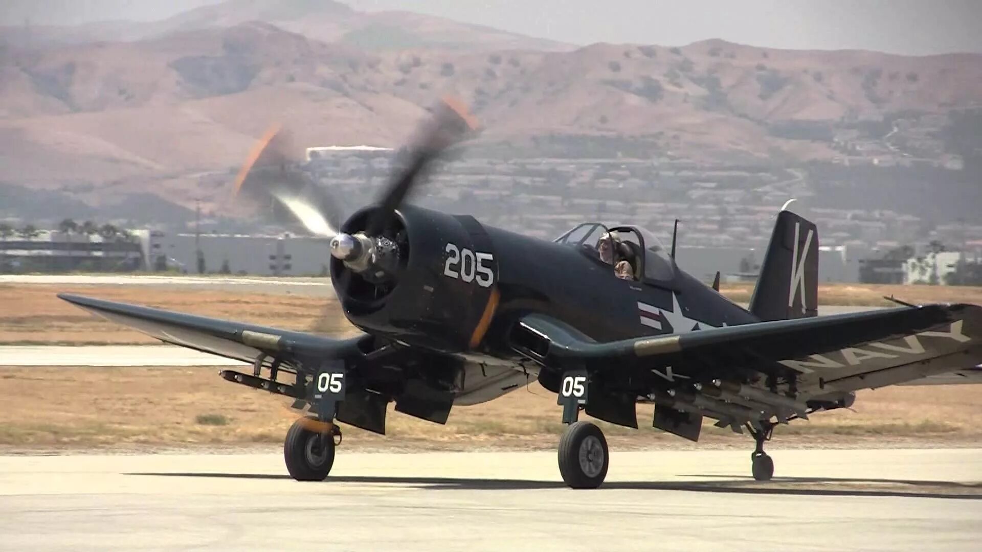 Ф 4 ю. Истребитель корсар f4. F4u2 corsair. Дорама ягодки цветочки после ягодок. Vought f4u corsair.