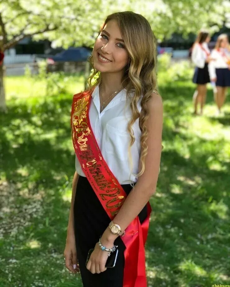 Девичий 9