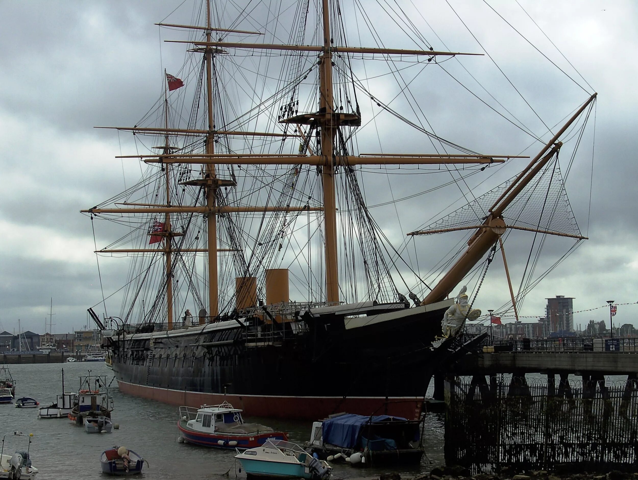 Уорриор корабль 1860. Уорриор броненосец. Фрегат HMS Warrior. Батарейный броненосец "Уорриор", Англия, 1861 г..