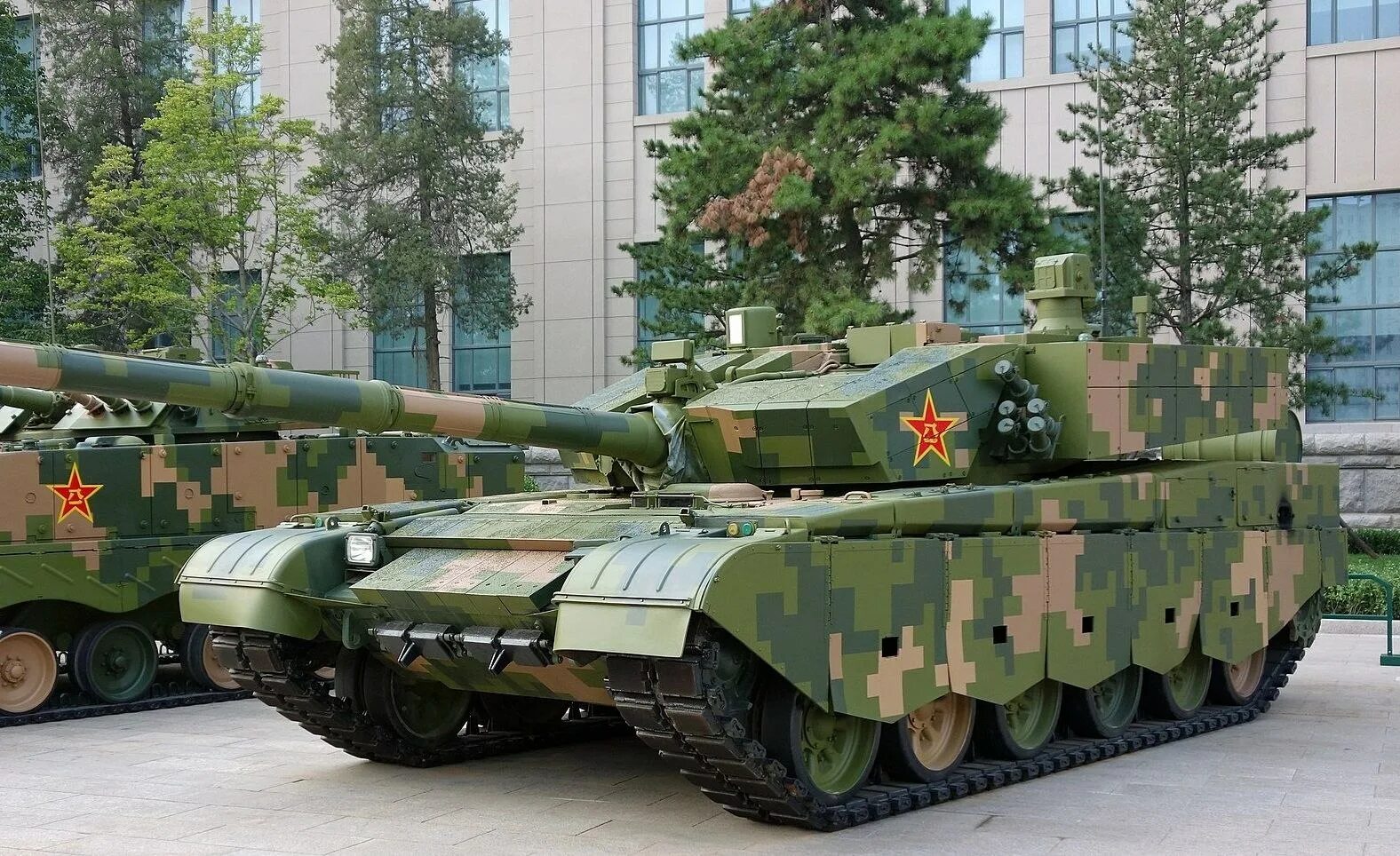 Танк 500 бу. Китайский танк ZTZ 99a2. Type 99 MBT. Китайский Tank 500. Китайский ZTZ-99.