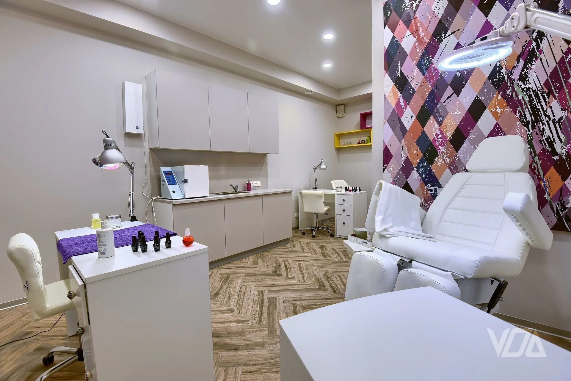 Персона галерея спб. Мирт сосновый бор салон красоты. Салон красоты botanic beauty. Лаборатория красоты спб парикмахерская. Стори салон красоты спб.