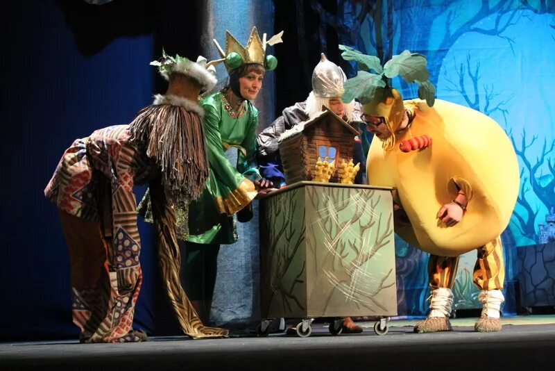 звери в лесу после корпоратива сказка. сценка на утро после корпоратива. сказочные лесные жители. новогодний банкет в ресторане. мармеладные мишки в сосновом бору.