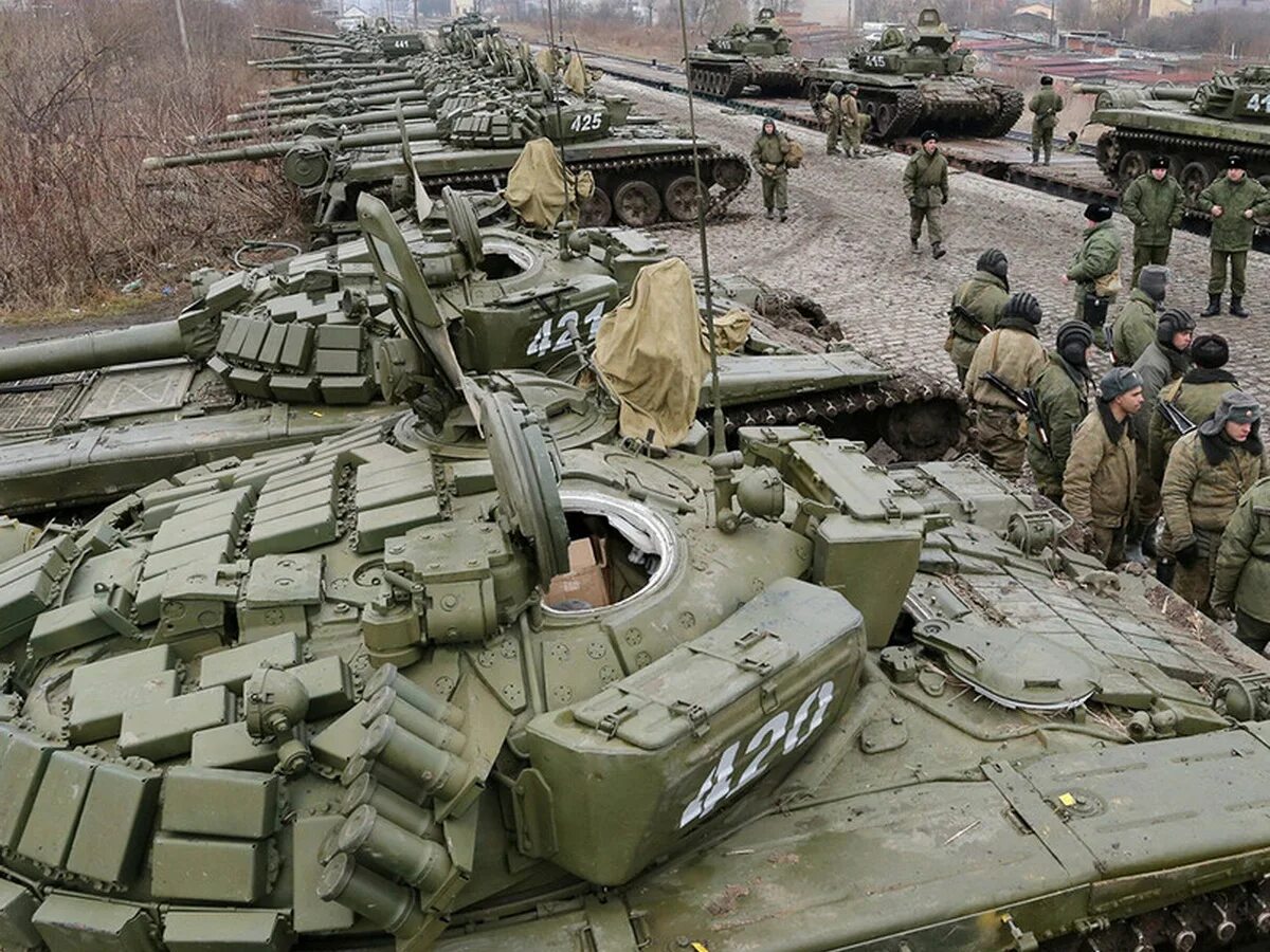 Т военная операция. Российские войска на границе с Украиной. Россия стягивает войска к границе. Российские танки. Военная колонна.