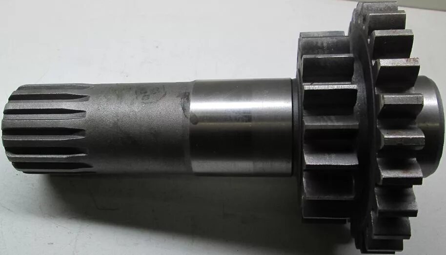 Вал мтз привода вом ведомый 70-1601021-б. Вал ведущий привода вом 70-1601026. Вал ведущий привода вом 70-1601026. Привод вом. 80-1601026 мтз-1221 вал.