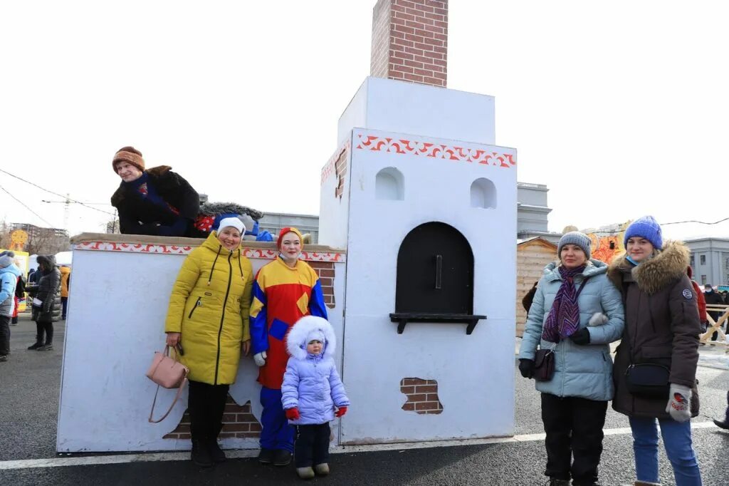 Во сколько на площади куйбышева масленица