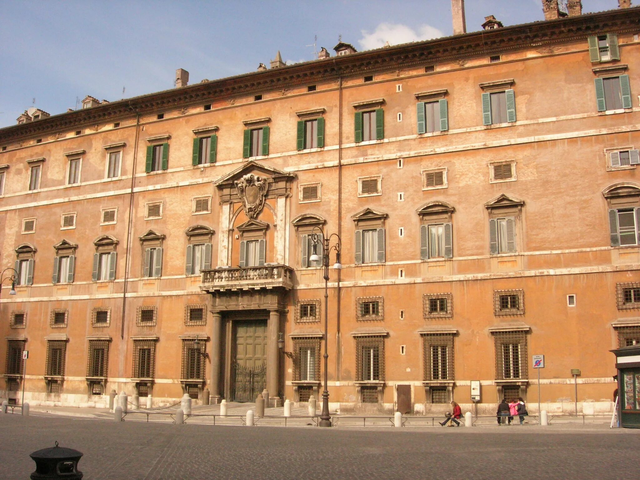 палаццо рима. дворцового фасада палаццо фарнезе. галерея дориа памфили в риме. палаццо венеция в риме. дворец дориа памфили рим италия.