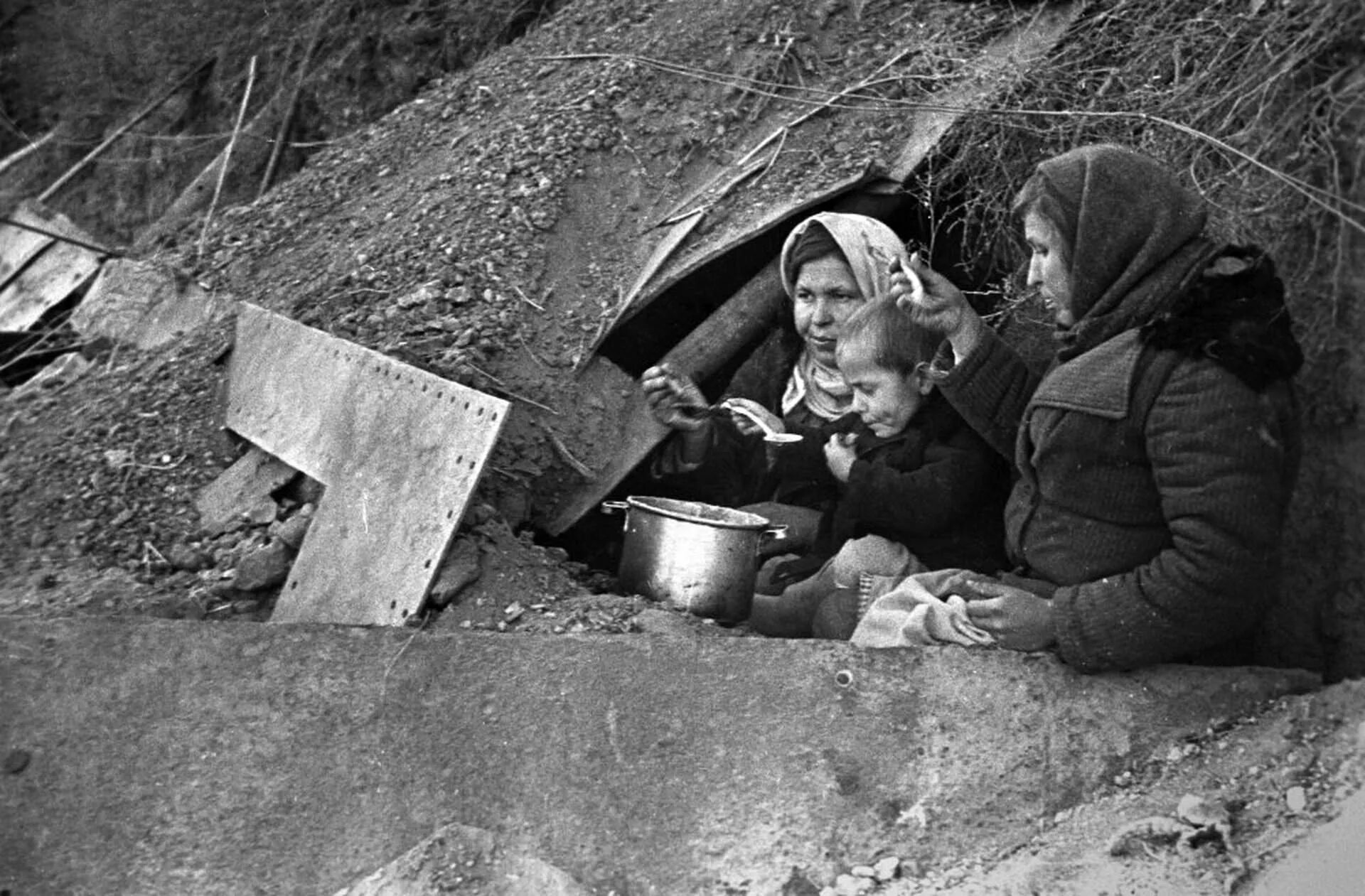 Как жили во время великой отечественной. Жизнь в землянках в ВОВ 1941-1945. Сталинградская битва дети Сталинграда.