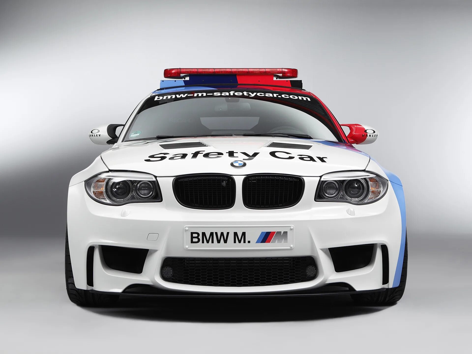 Cars bmw ru. BMW m6 Safety car. BMW 1 Series m Coupe. BMW m1 автомобили BMW 2000. BMW m3 Safety car 2007.