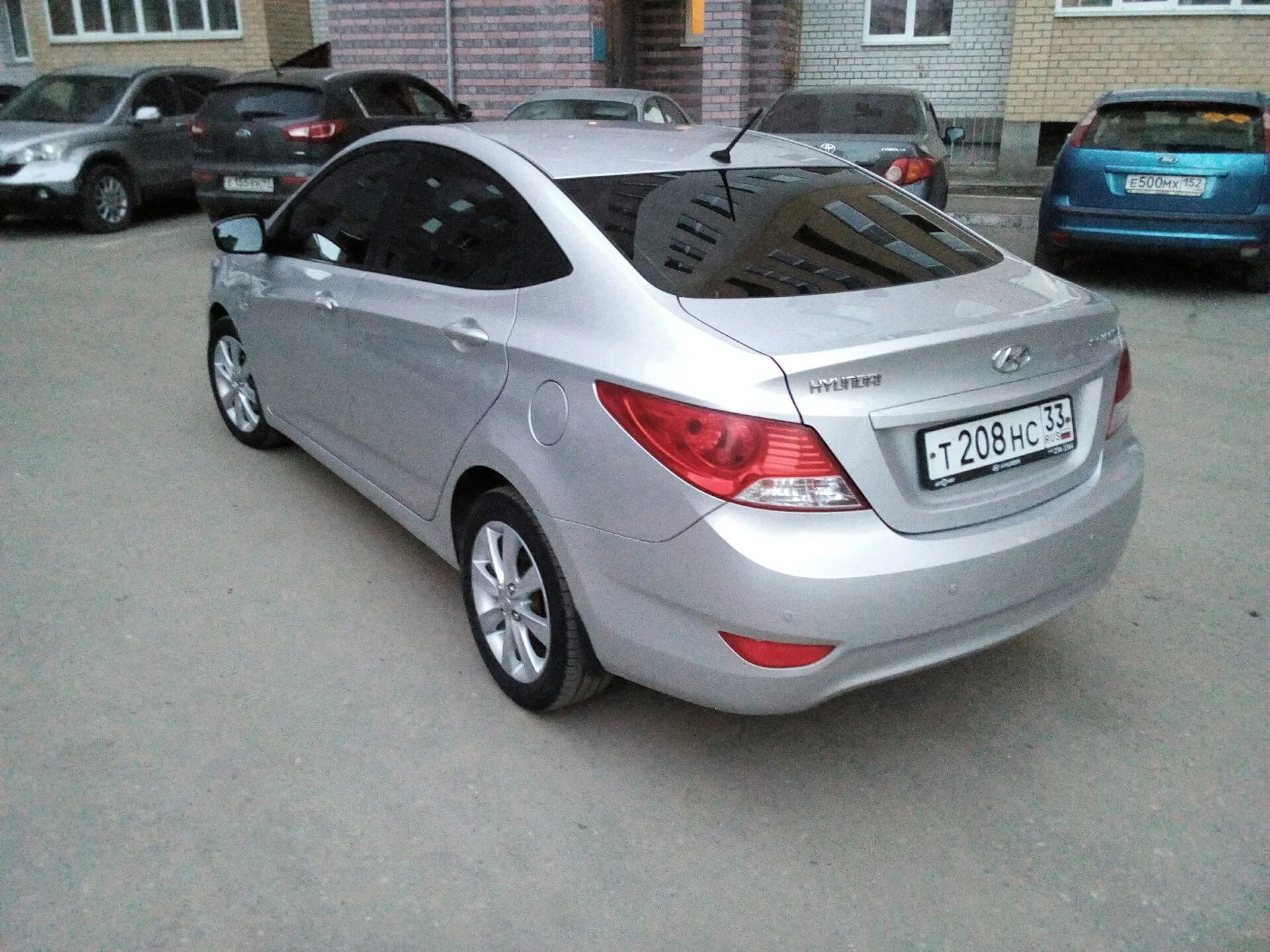 Hyundai Solaris 2013. Хендай Солярис 2013 года. Хендай Солярис i 2013. Хендай Солярис 2013г. Куплю hyundai solaris б у