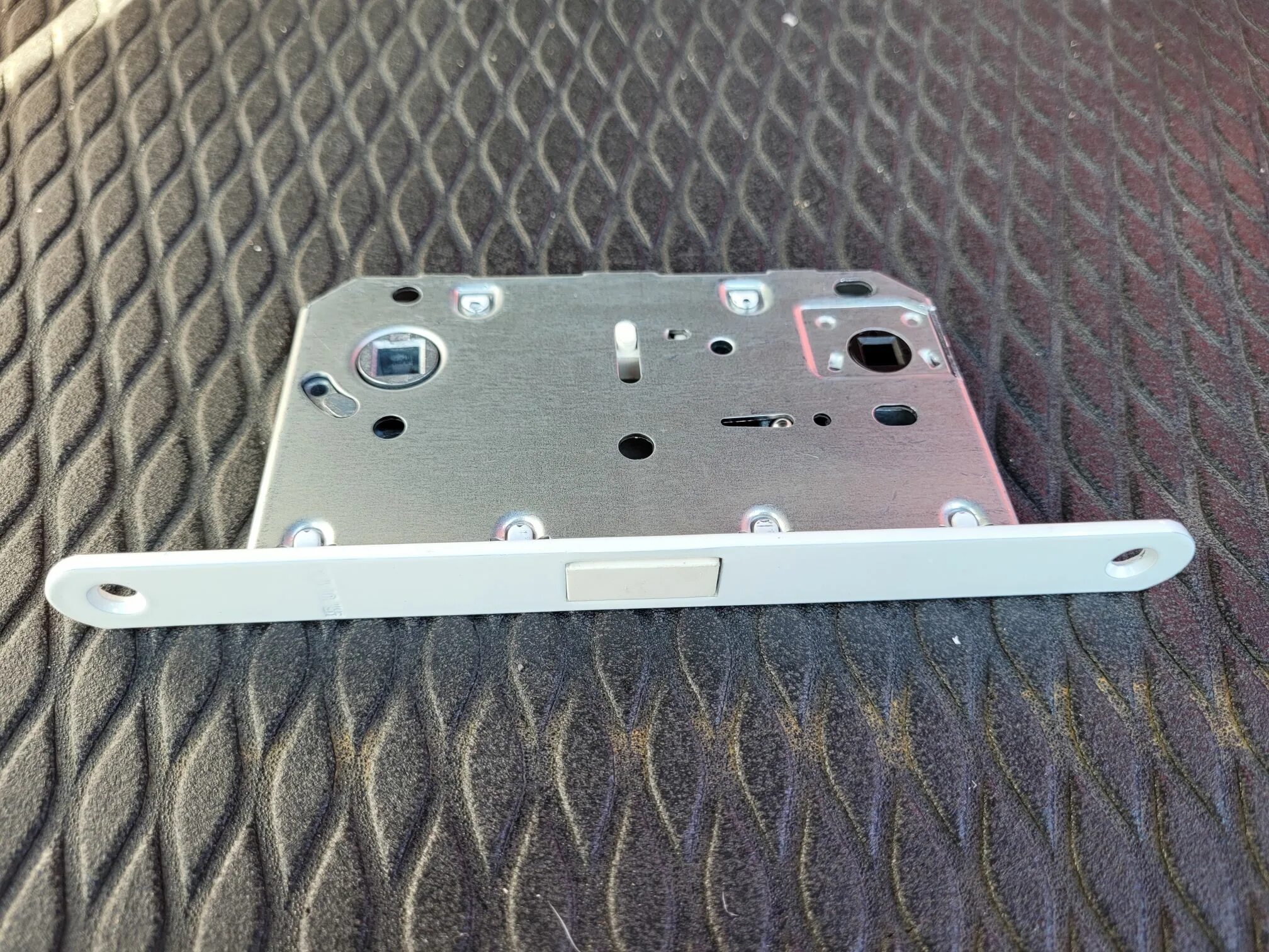 Fuaro magnm96wc 50. Fuaro защелка врезная magnet m96wc-50. врезная защелка fuaro magnet m12-60. mw96wc 50 gr. 1wc96tzzaa.