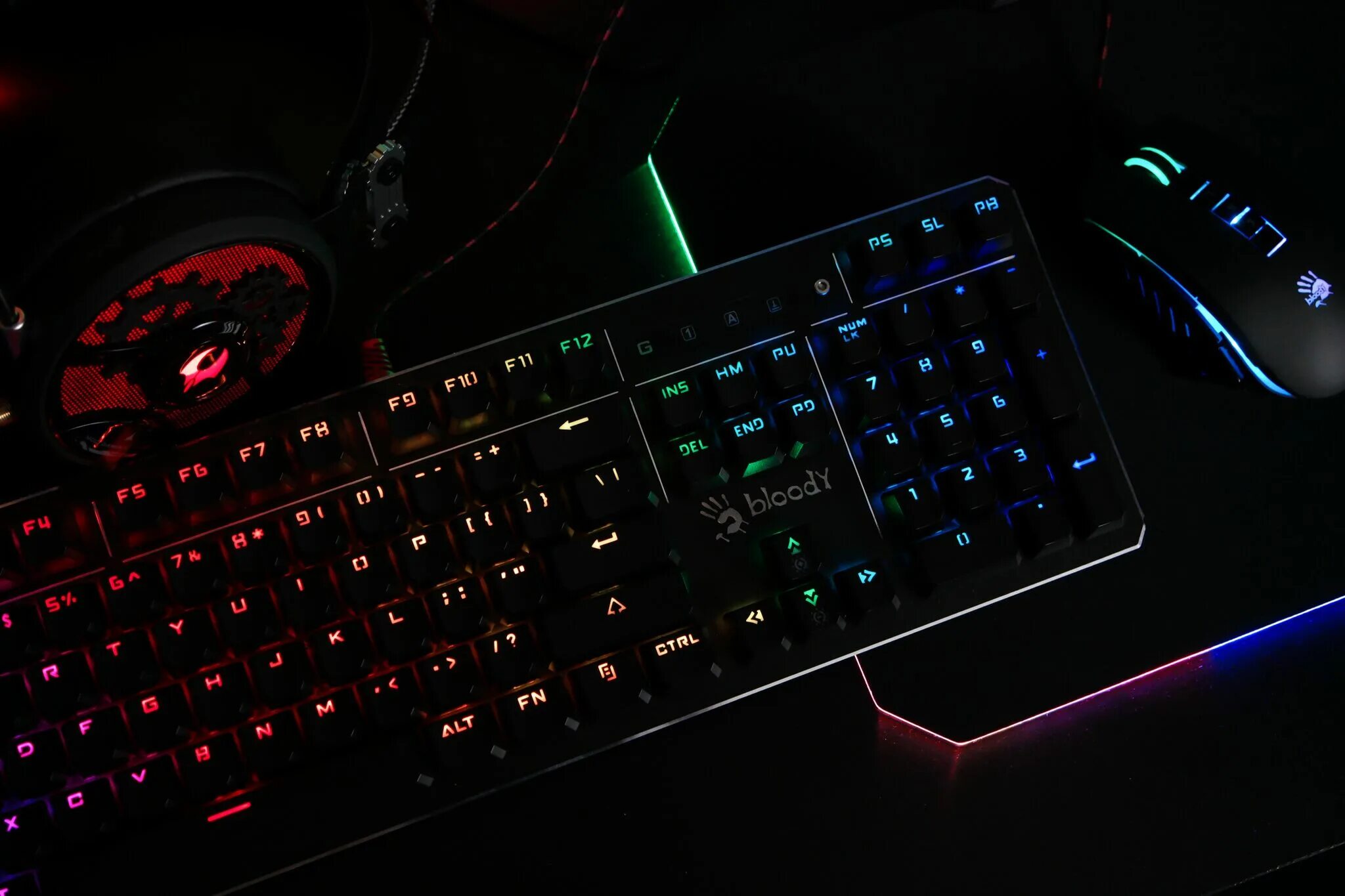 Мышь a4tech v8ma bloody. A4tech bloody p93s snake. Bloody ultimate gaming gear. Bloody terminator tl8. A4tech bloody gc-120.