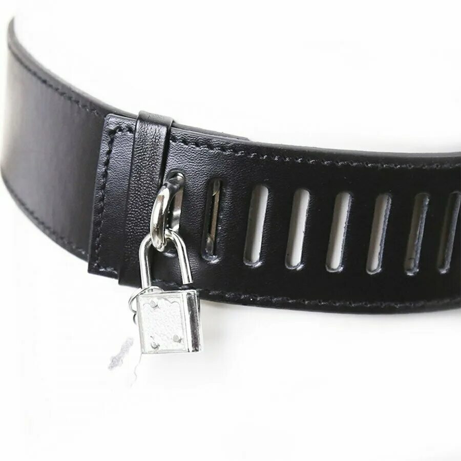 девушка с поясом. девушка шорты ремень. заперла в поясе. корсет chastity belt. пояс женский с кармашком.