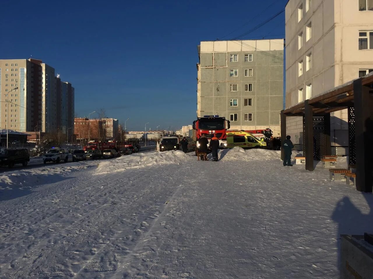 Многоэтажки в Якутске. Взрыв Якутск д-о-м. Нерюнгри 2022. Жатай Северная 33 дом фото. Поступи якутск
