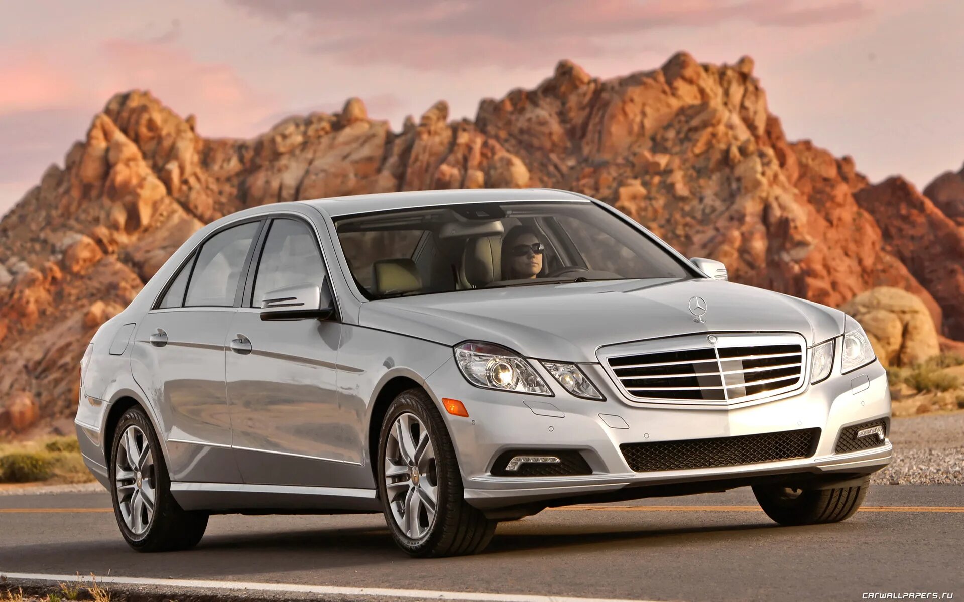 Мерседес-бенц седан е-class. Автомобили е класса. Мерседес-бенц седан е-class. Mercedes benz e200 w212. Автомобили е класса.