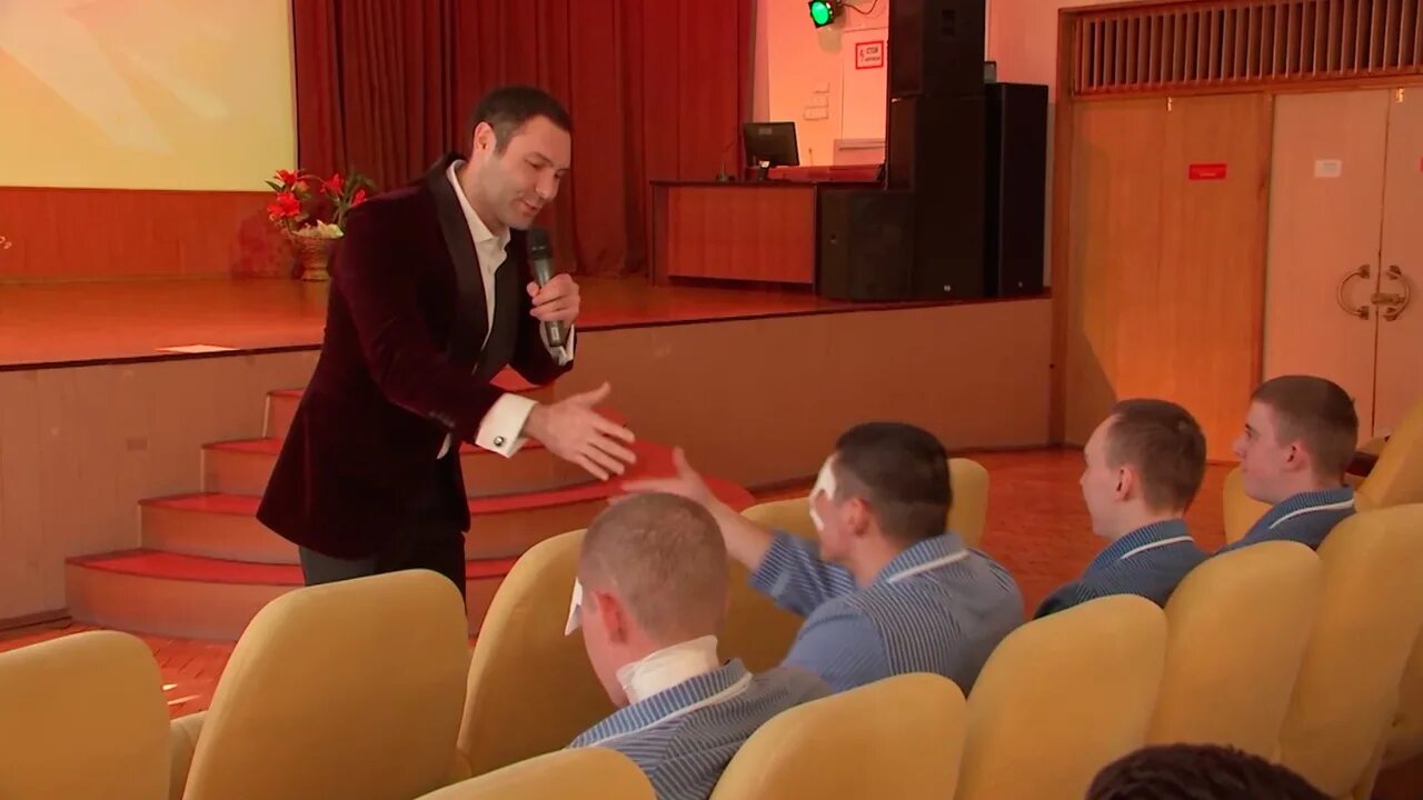 Кунгуров выступление. Концерт в госпитале. концерт кунгурова. лагерь чайка кунгур 2025.