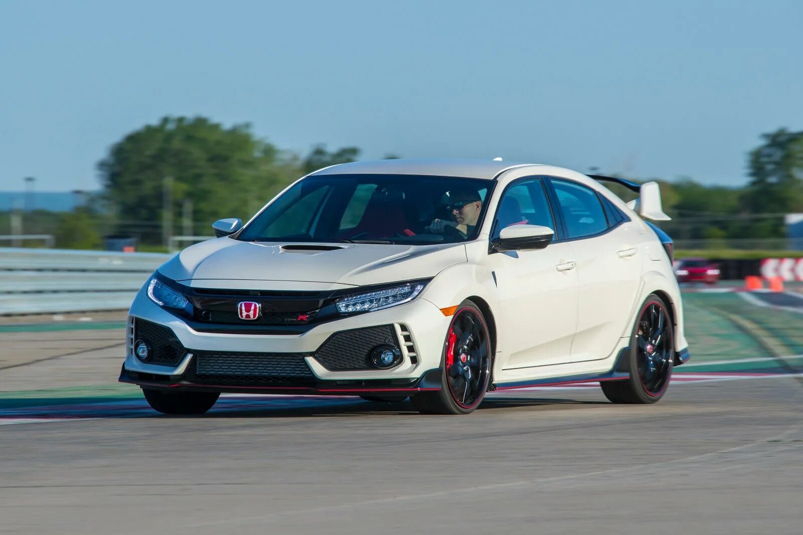 New type r. Хонда Цивик Type r 2017. Honda Civic 2017 хэтчбек. Honda Civic Sport 2017. Новая Хонда Цивик 2017.