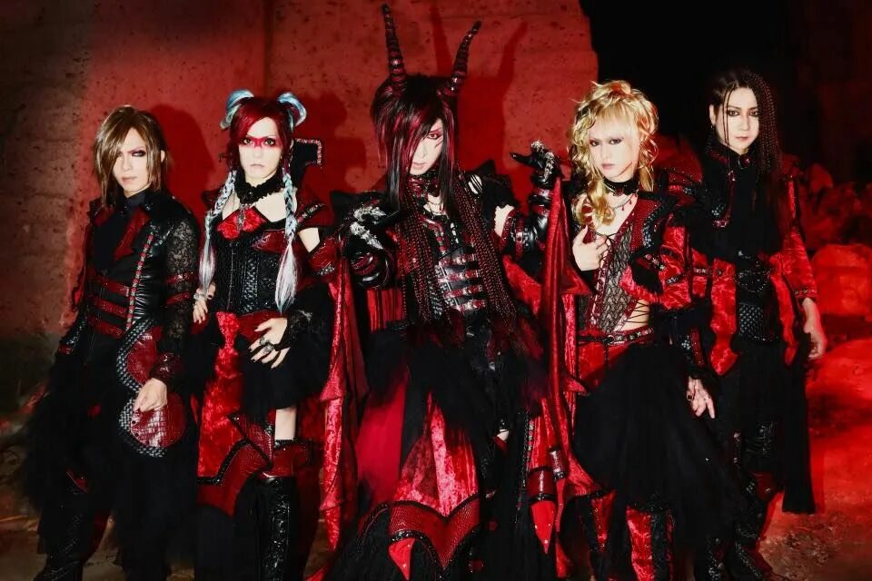 N d группа. D Visual Kei Band. Visual Kei группы Японии. Японский стиль вижуал Кей. Visual Kei группы Японии j Rock.