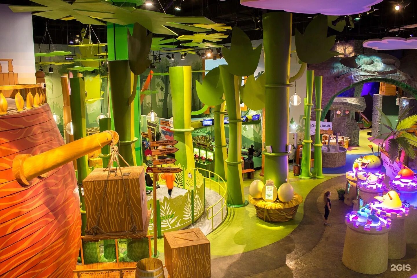 Сходить в день рождения в спб. Angry birds activity park, санкт-петербург. angry birds европолис. activity park европолис. angry birds активити парк спб.