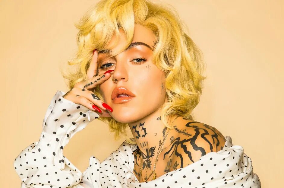 Брук кэнди сегодня. Brooke candy 2020. Брук кэнди граймс. Brooke candy 2020. Freaky princesses.