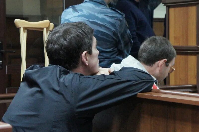 Роль председательствующего в судебном разбирательстве. Перерыв в суде. судья и подсудимый. перерыв в судебном заседании. фото из суда.